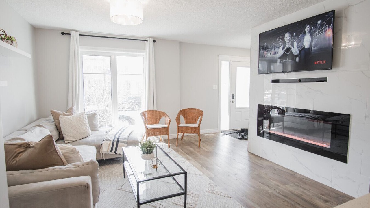 Photo of Livingroom in West Edmonton