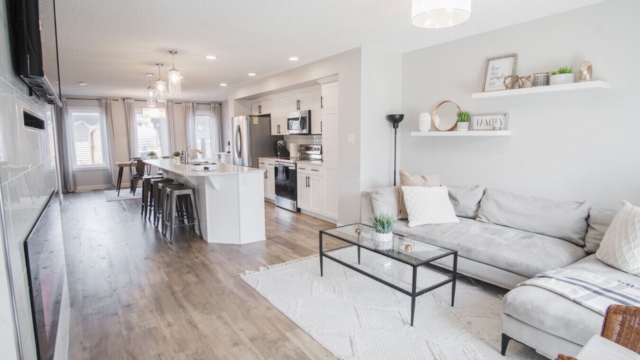 Photo of Livingroom in West Edmonton