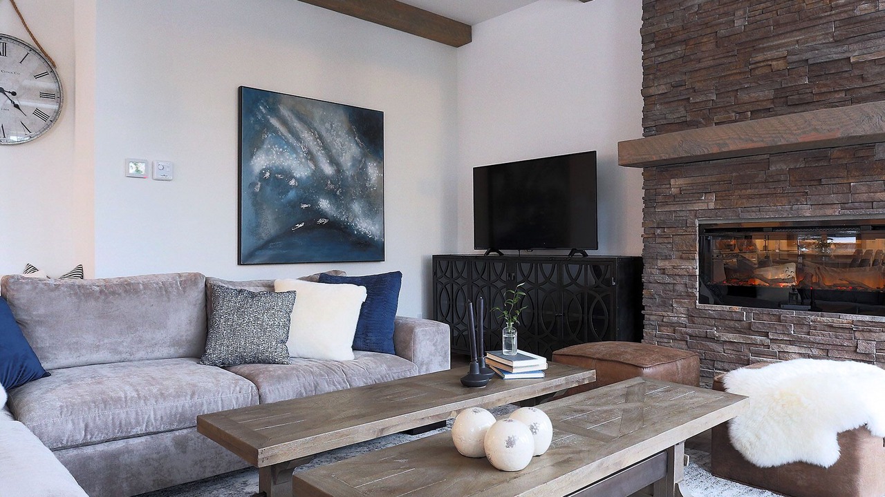 Photo of Livingroom in Silver Star Mountain