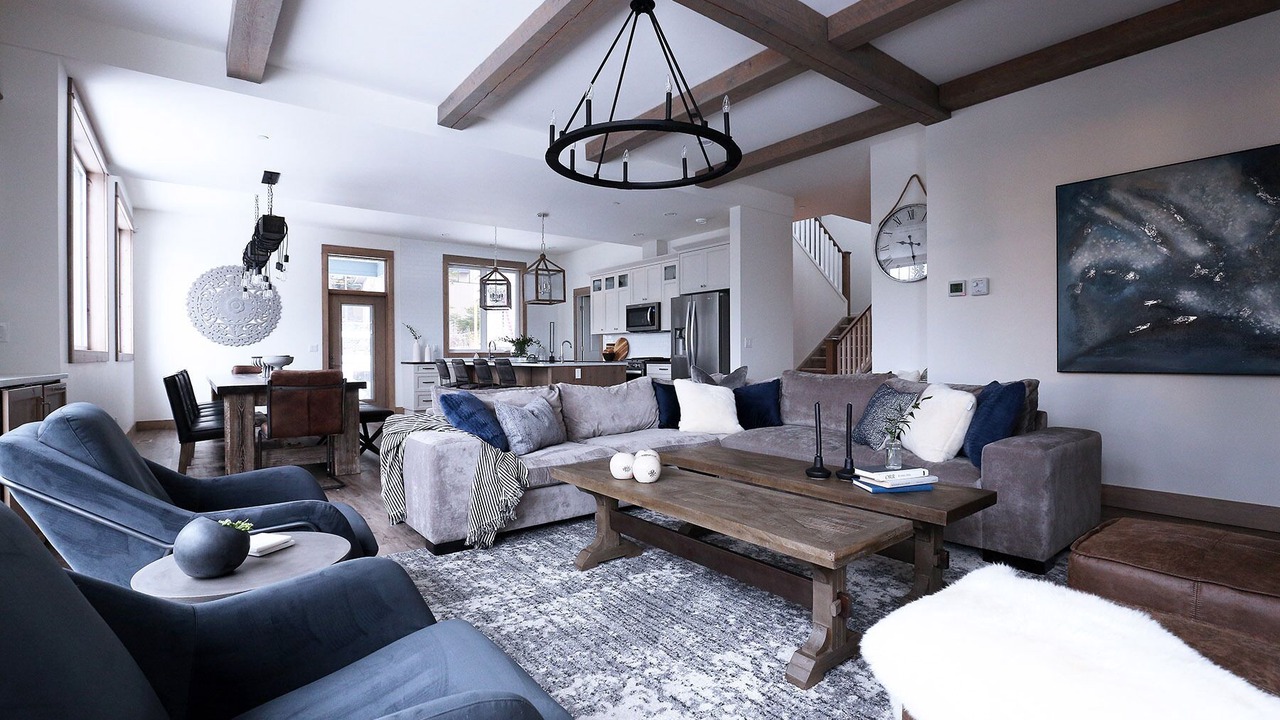 Photo of Livingroom in Silver Star Mountain