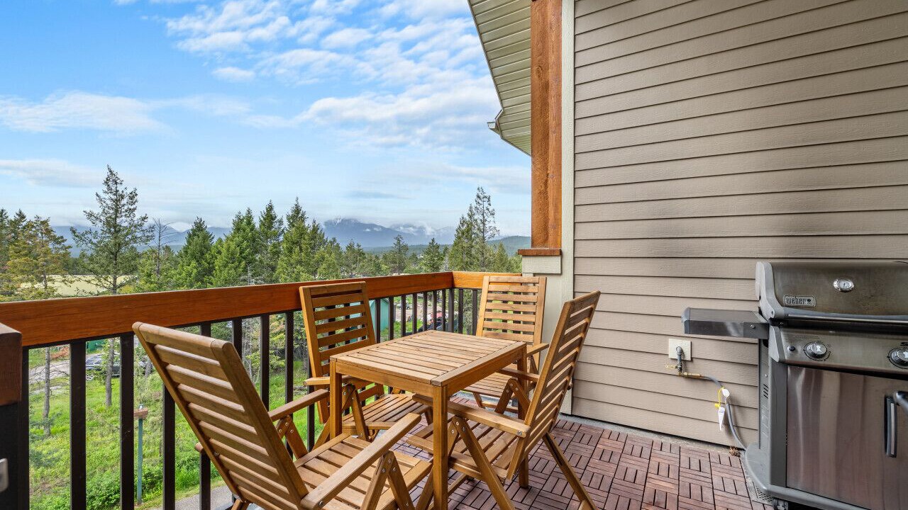 Photo of Patio Balcony in Radium Hot Springs
