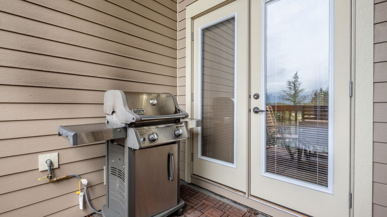 Photo of Patio Balcony in Radium Hot Springs