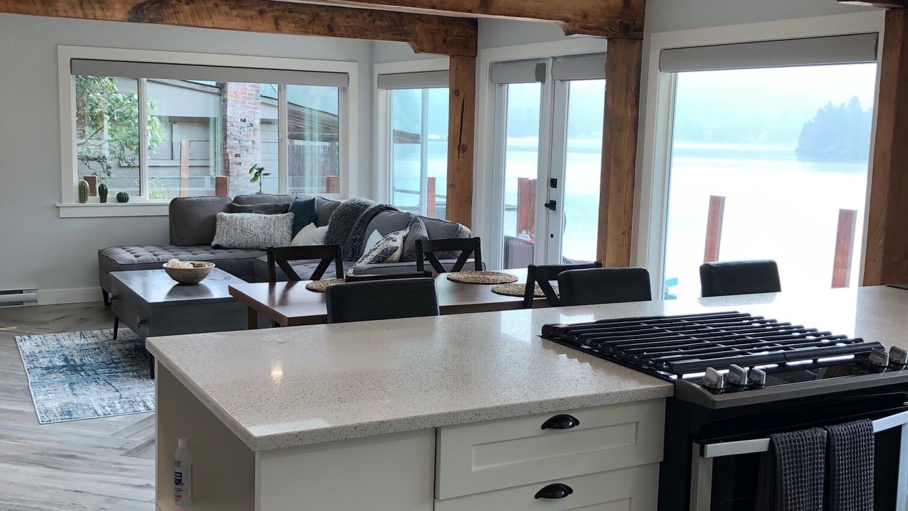 Photo of Kitchen in Shawnigan Lake
