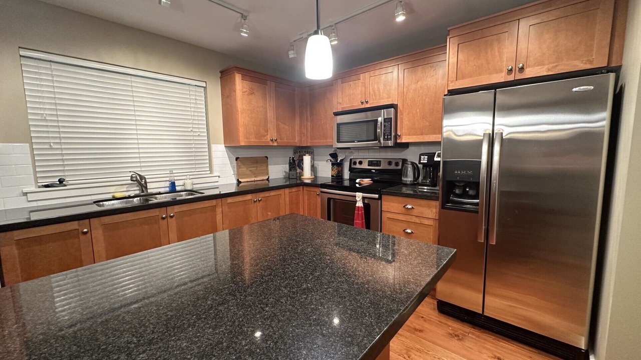 Photo of Kitchen in Lindell Beach