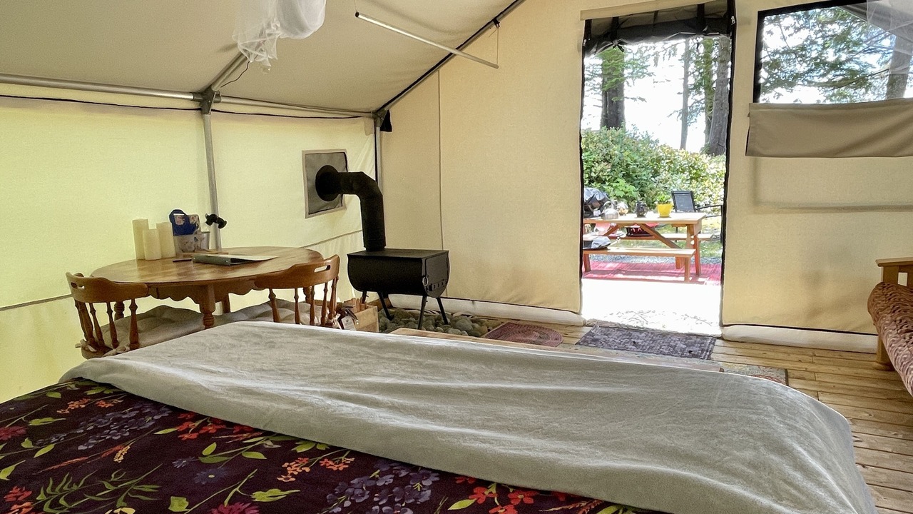 Photo of Livingroom in Ucluelet