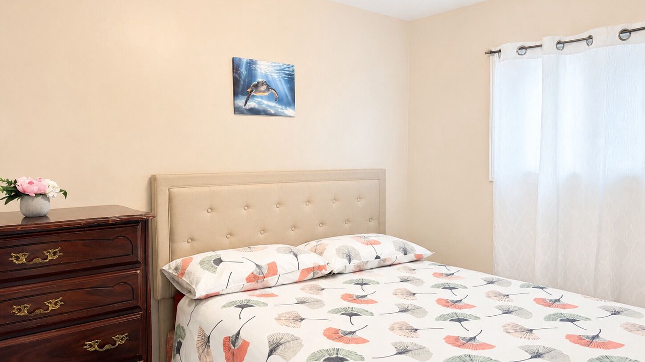 Photo of Bedroom in Wasaga Beach