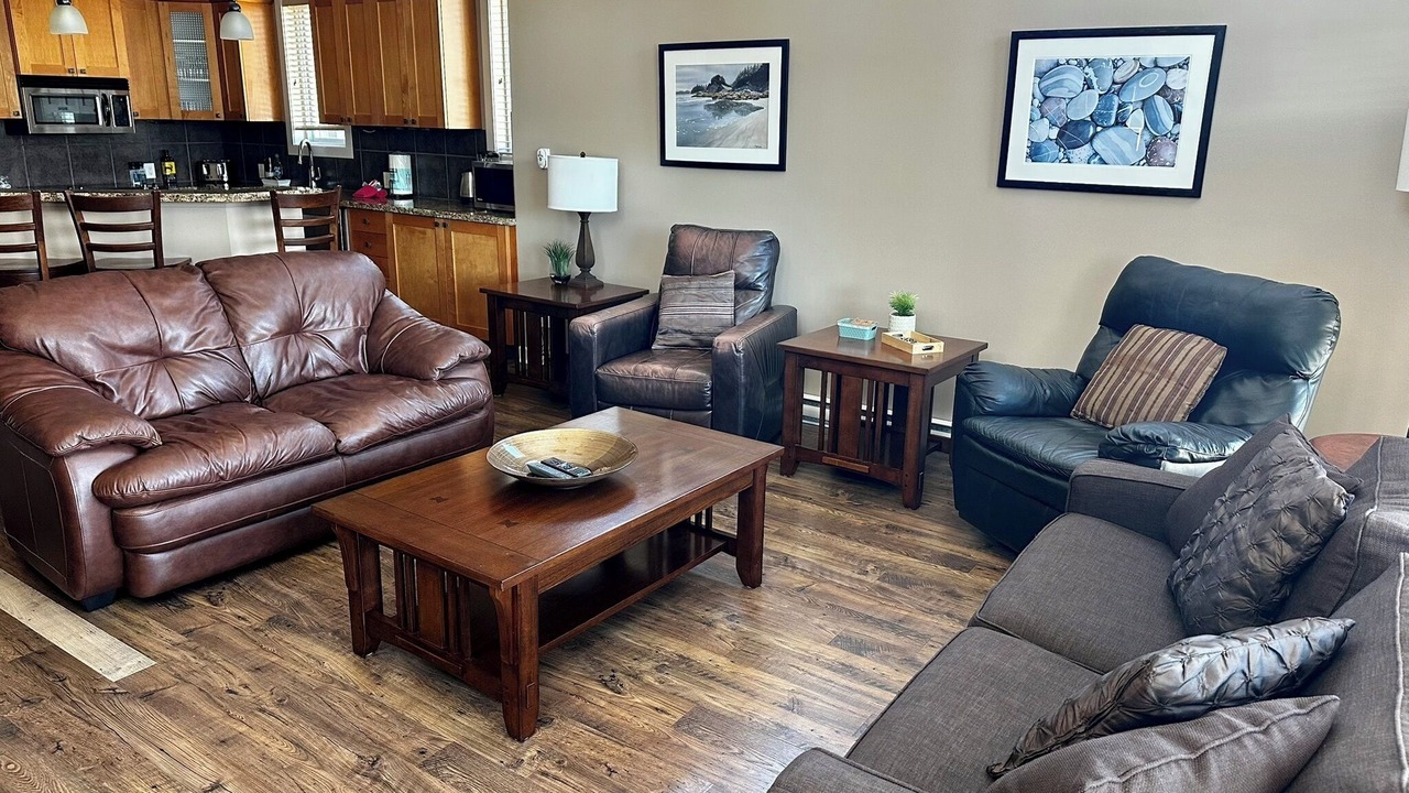 Photo of Livingroom in Sooke