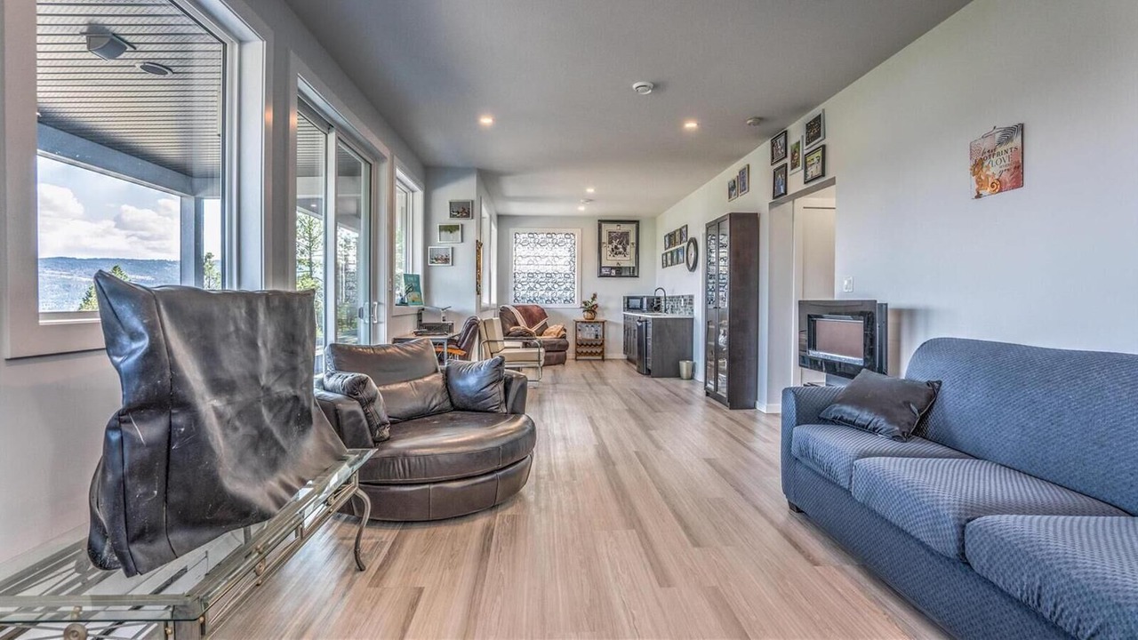 Photo of Livingroom in Killiney Beach