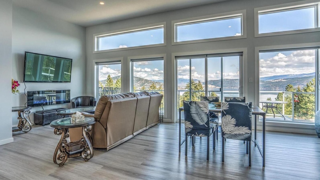 Photo of Livingroom in Killiney Beach