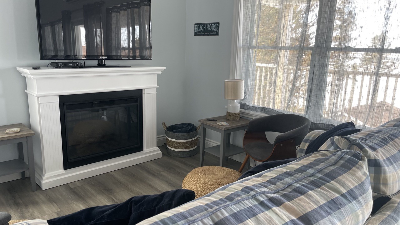 Photo of Livingroom in West Covehead