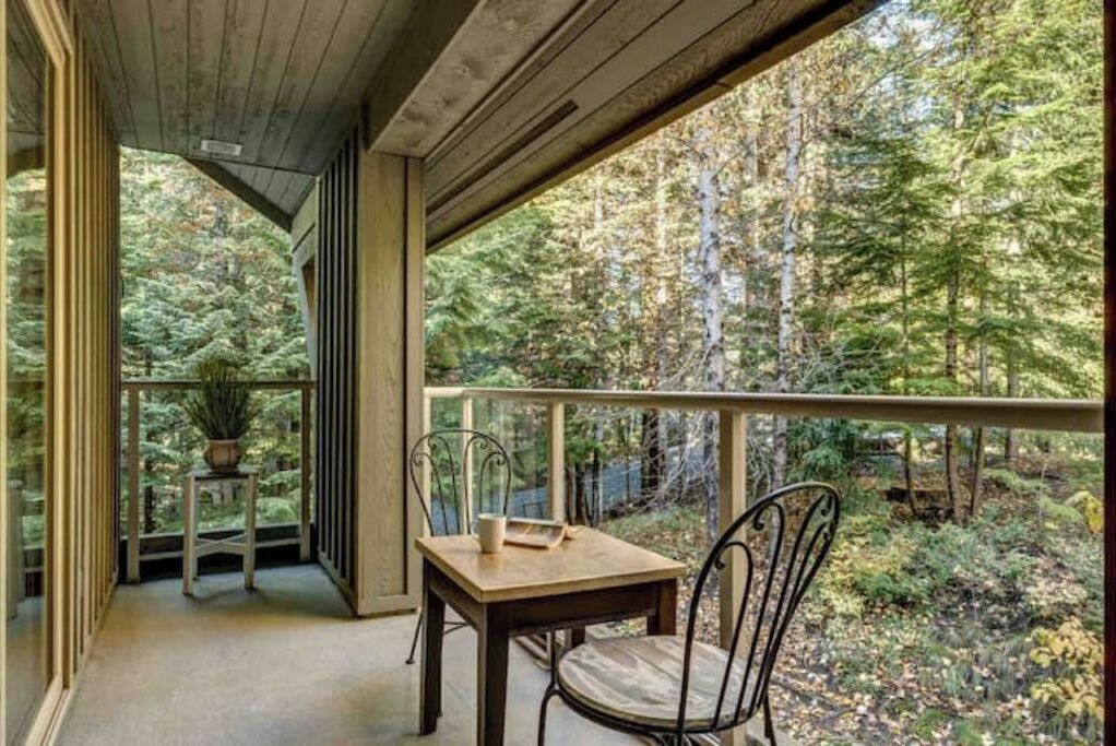 Photo of Outdoor in Upper Village