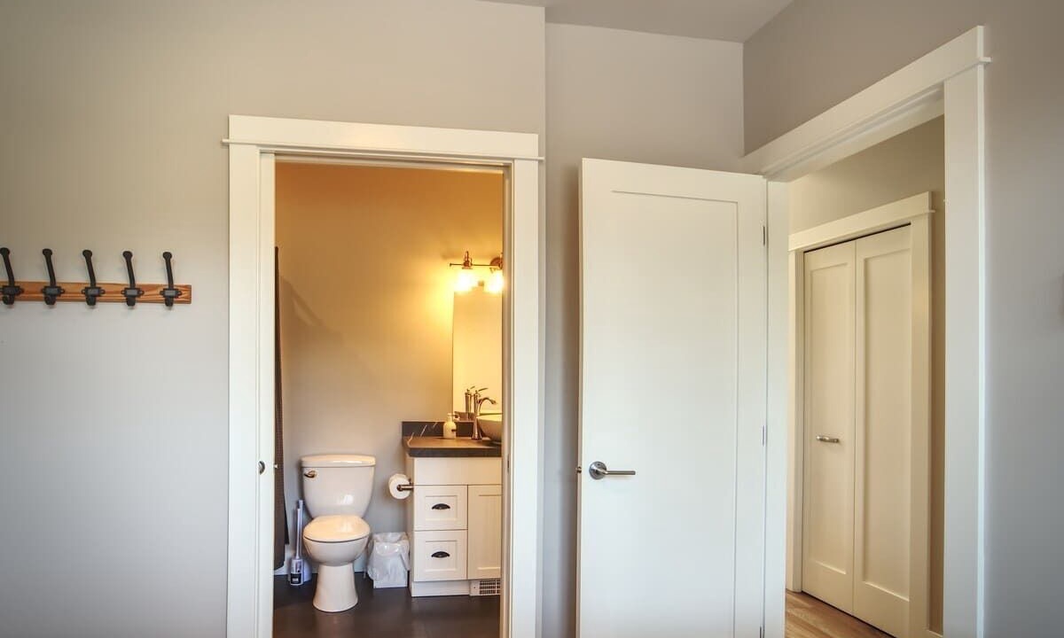 Photo of Bathroom in Port Renfrew