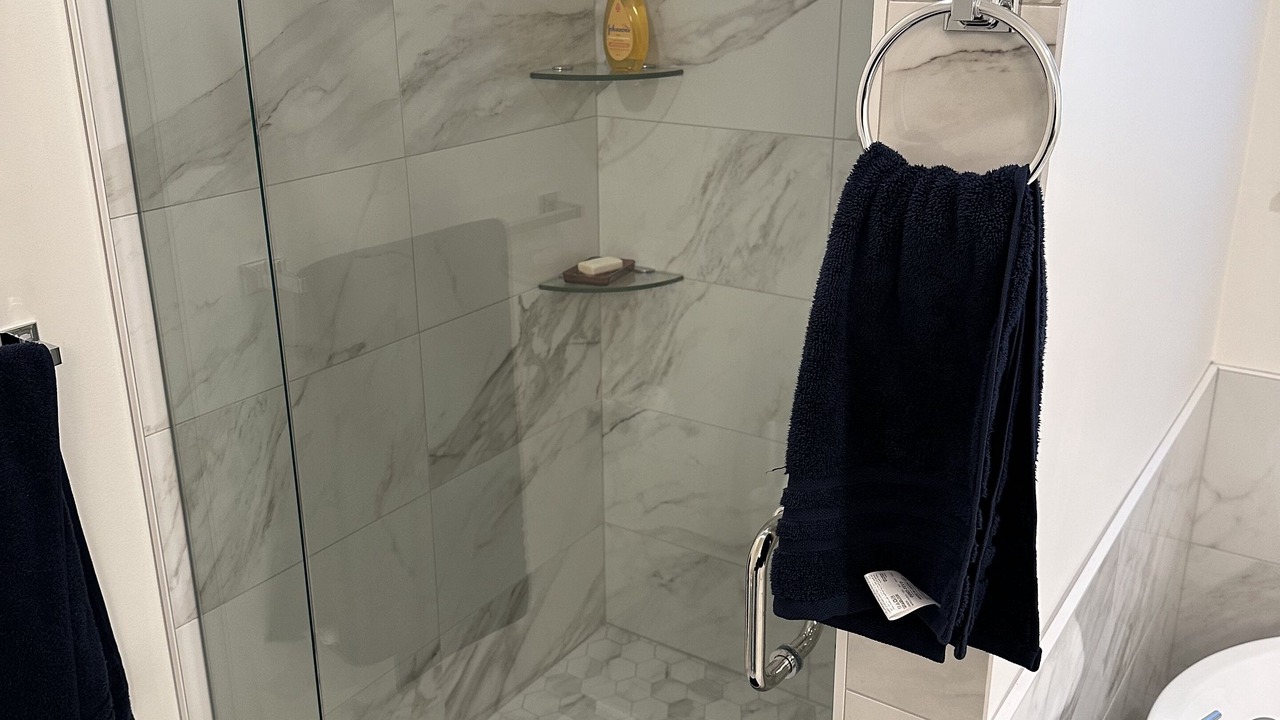 Photo of Bathroom in Madeira Park