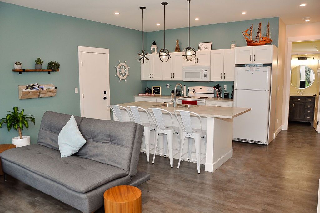 Photo of Livingroom in Central Okanagan