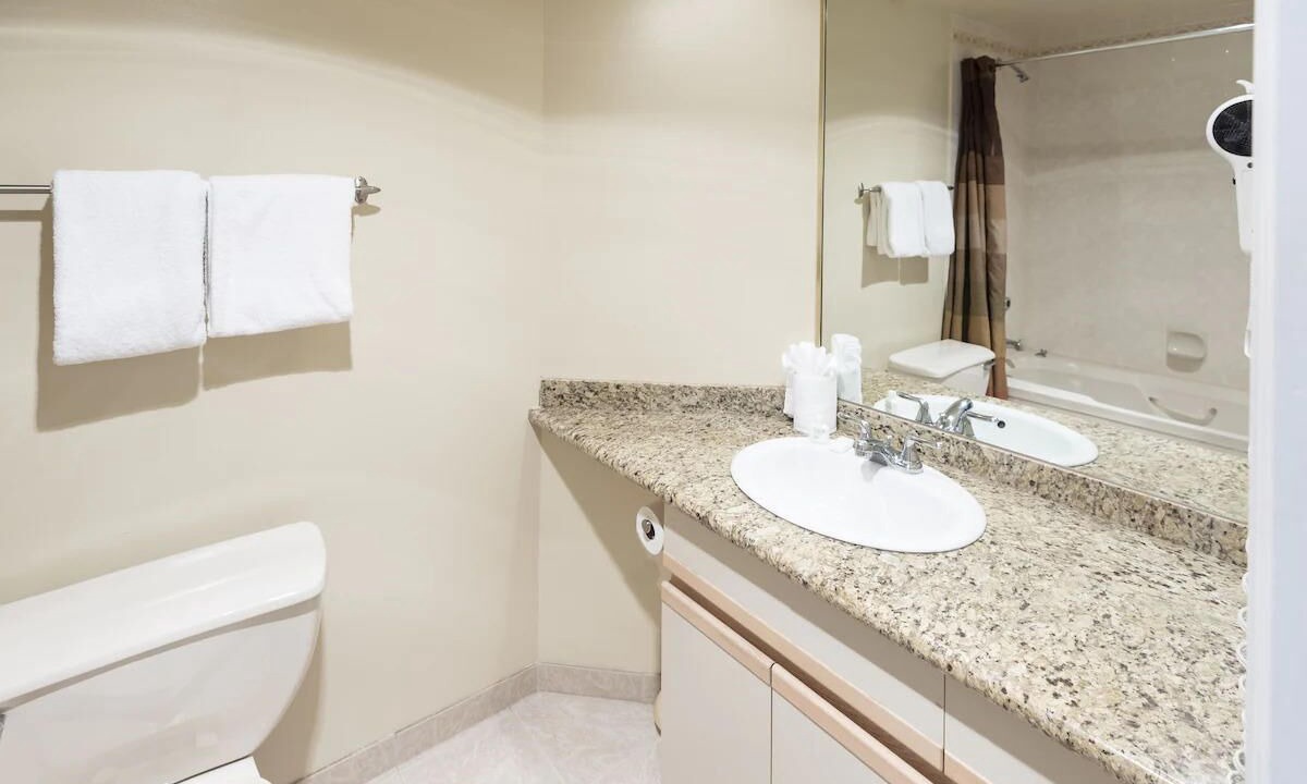 Photo of Bathroom in Blueberry Hill