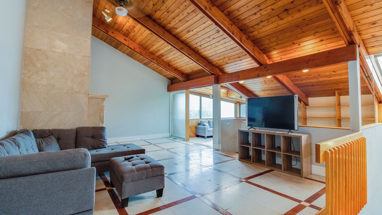 Photo of Livingroom in Scarborough