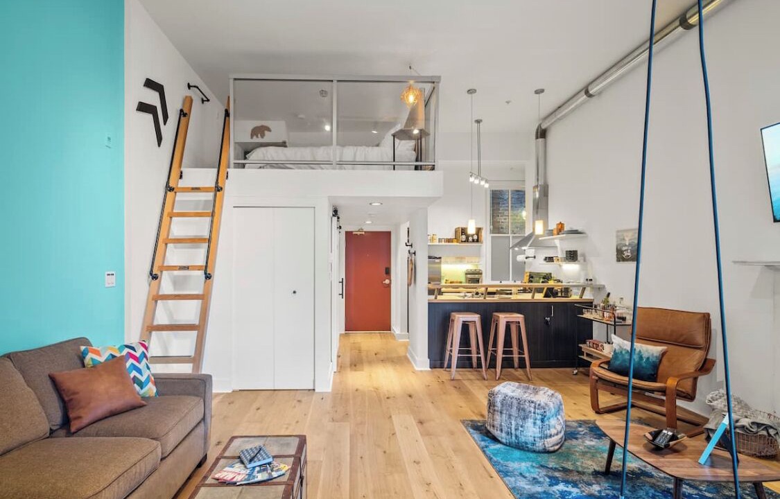 Photo of Livingroom in Inner Harbour