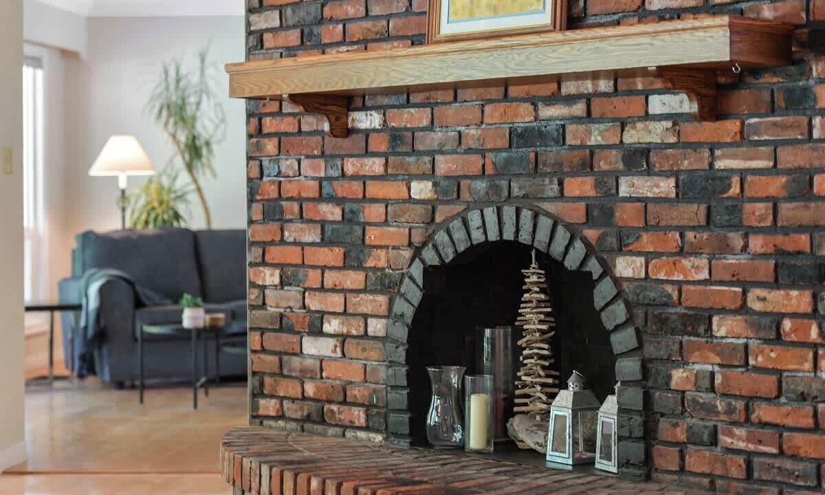 Photo of Livingroom in Mill Bay