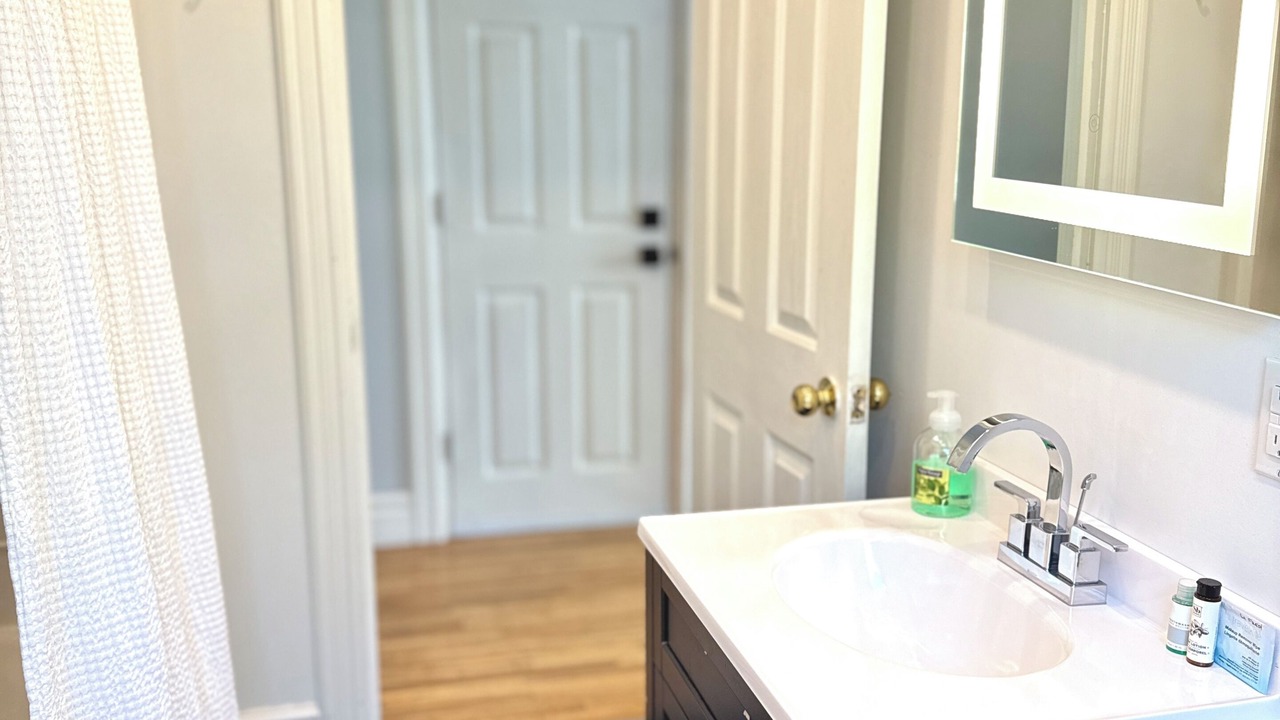 Photo of Bathroom in Brackley Beach