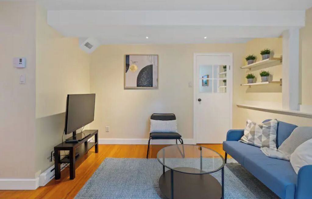 Photo of Livingroom in Grandview-Woodland