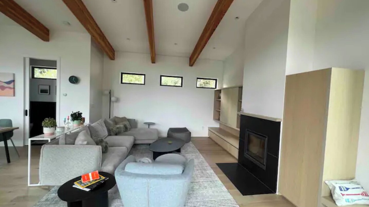 Photo of Livingroom in Sandy Hook