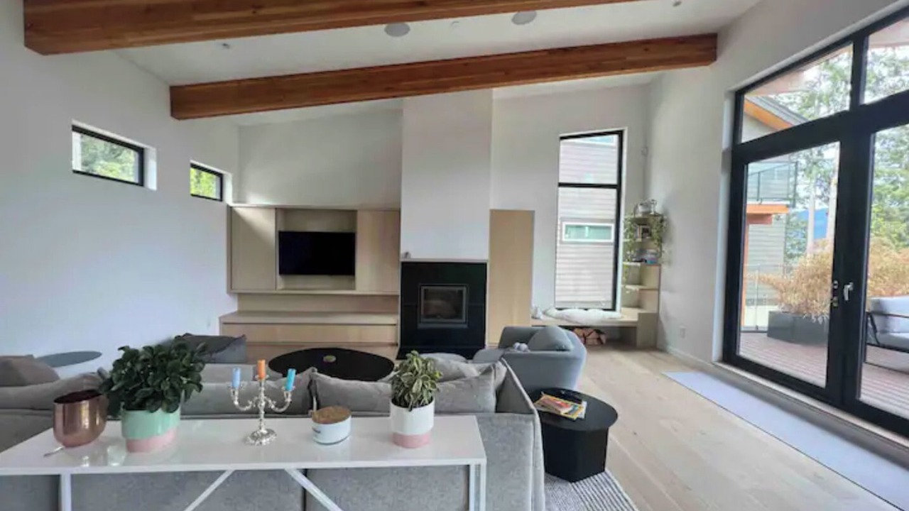 Photo of Livingroom in Sandy Hook