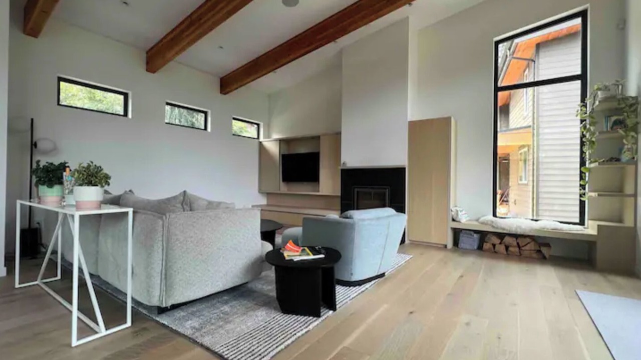 Photo of Livingroom in Sandy Hook