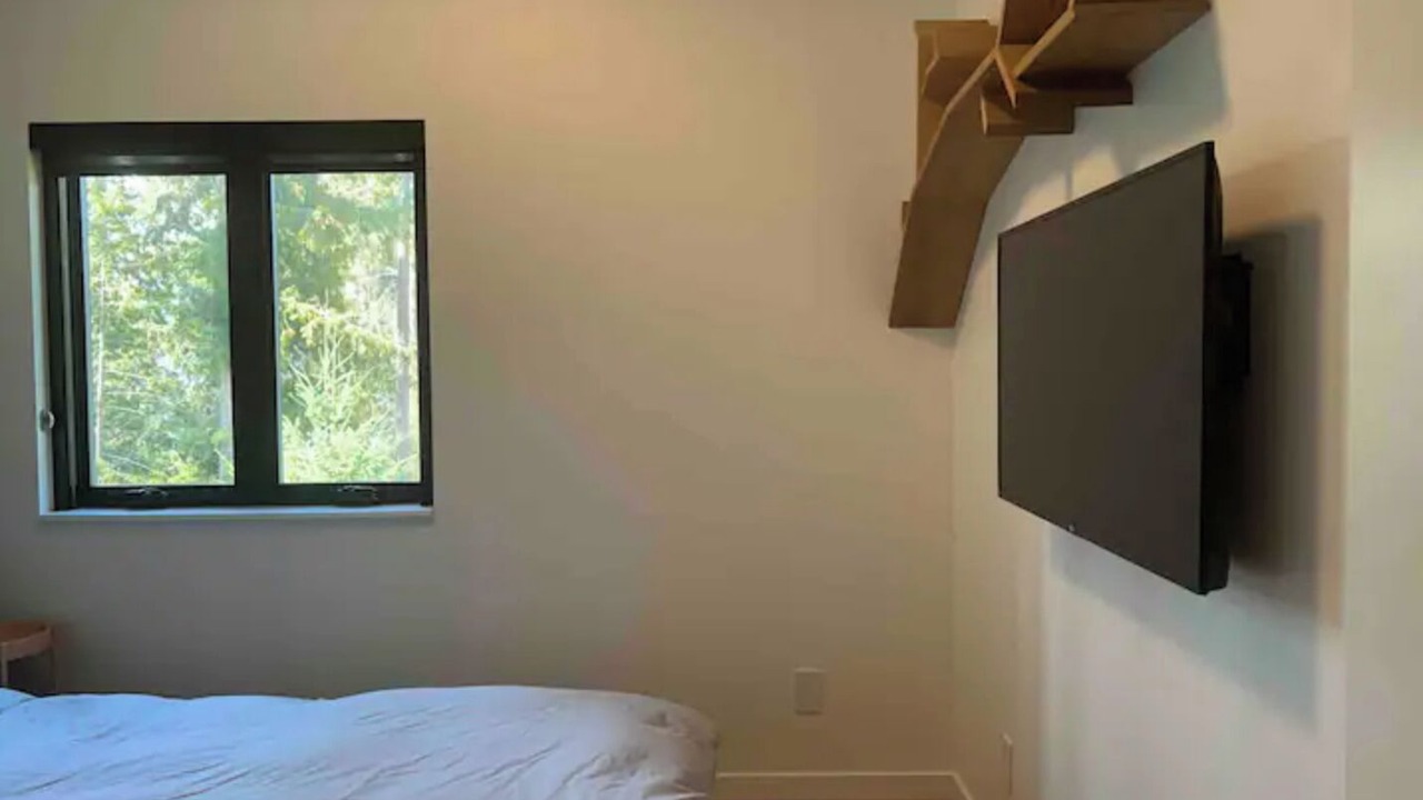 Photo of Bedroom in Sandy Hook