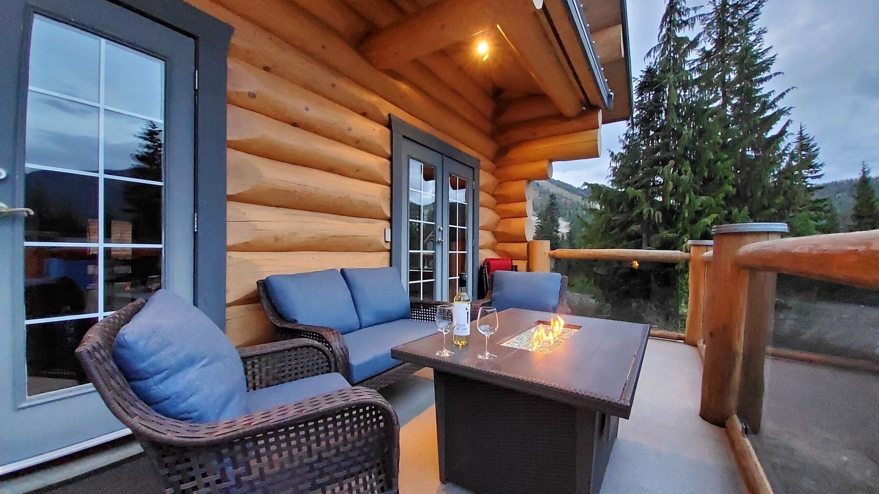 Photo of Outdoor in Hemlock Valley