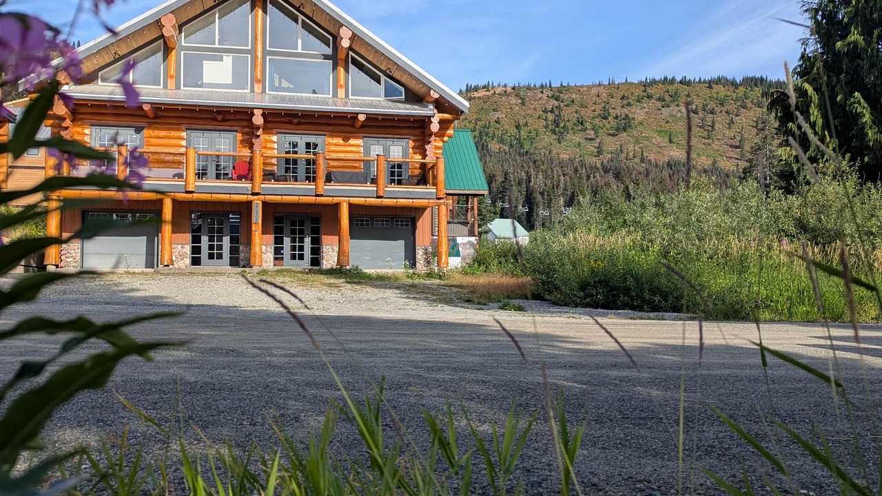 Photo of Others in Hemlock Valley