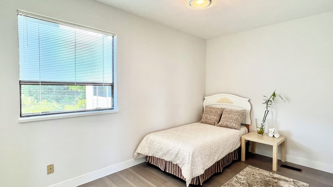Photo of Bedroom in West Vancouver