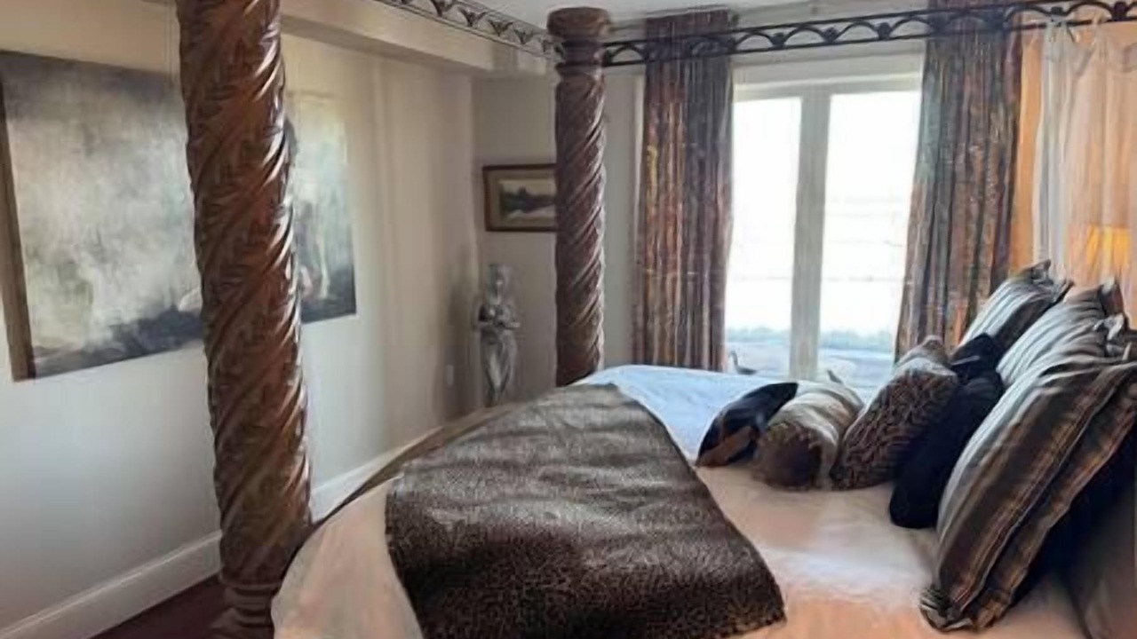 Photo of Bedroom in Western Shore