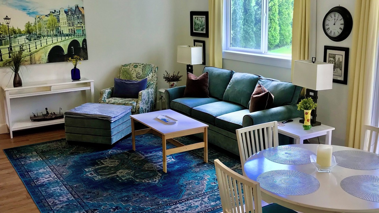 Photo of Livingroom in Campbell River