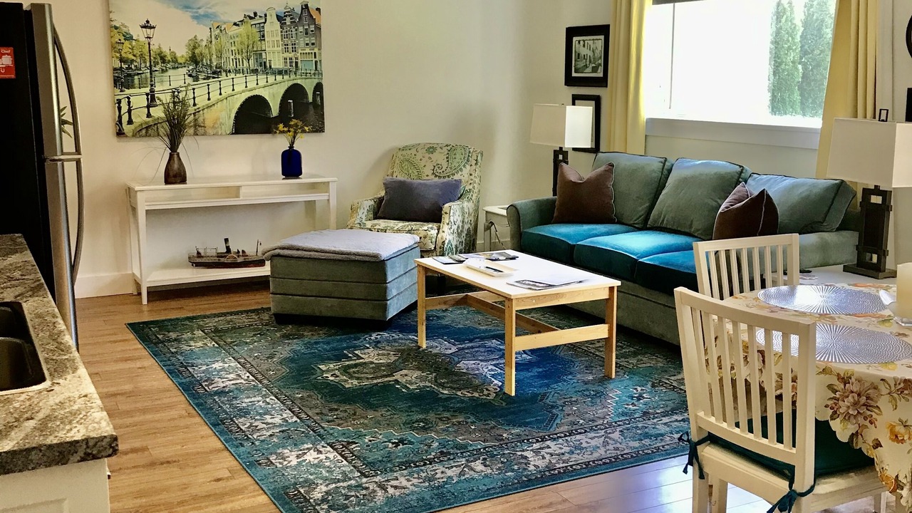 Photo of Livingroom in Campbell River