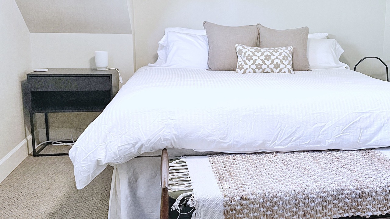 Photo of Bedroom in Upper Lonsdale