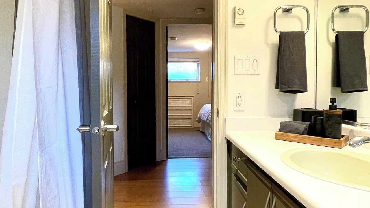 Photo of Bathroom in Upper Lonsdale