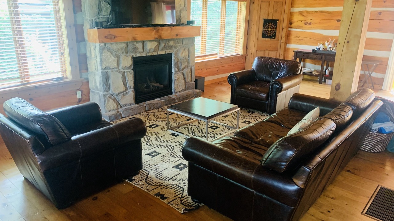 Photo of Livingroom in Collingwood