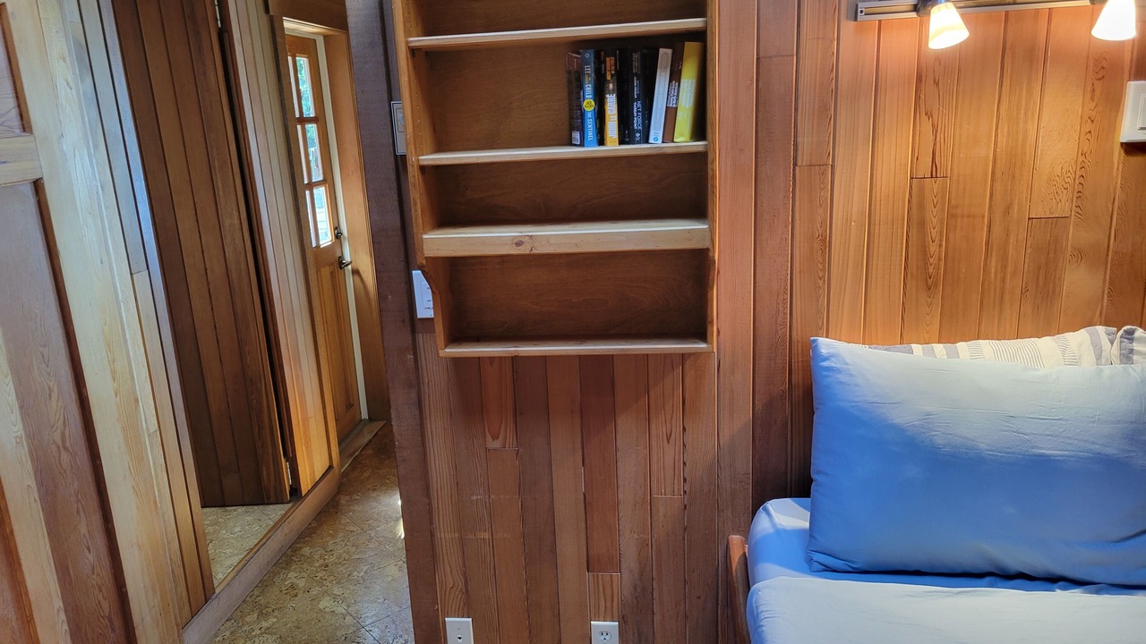 Photo of Bedroom in Bowen Island