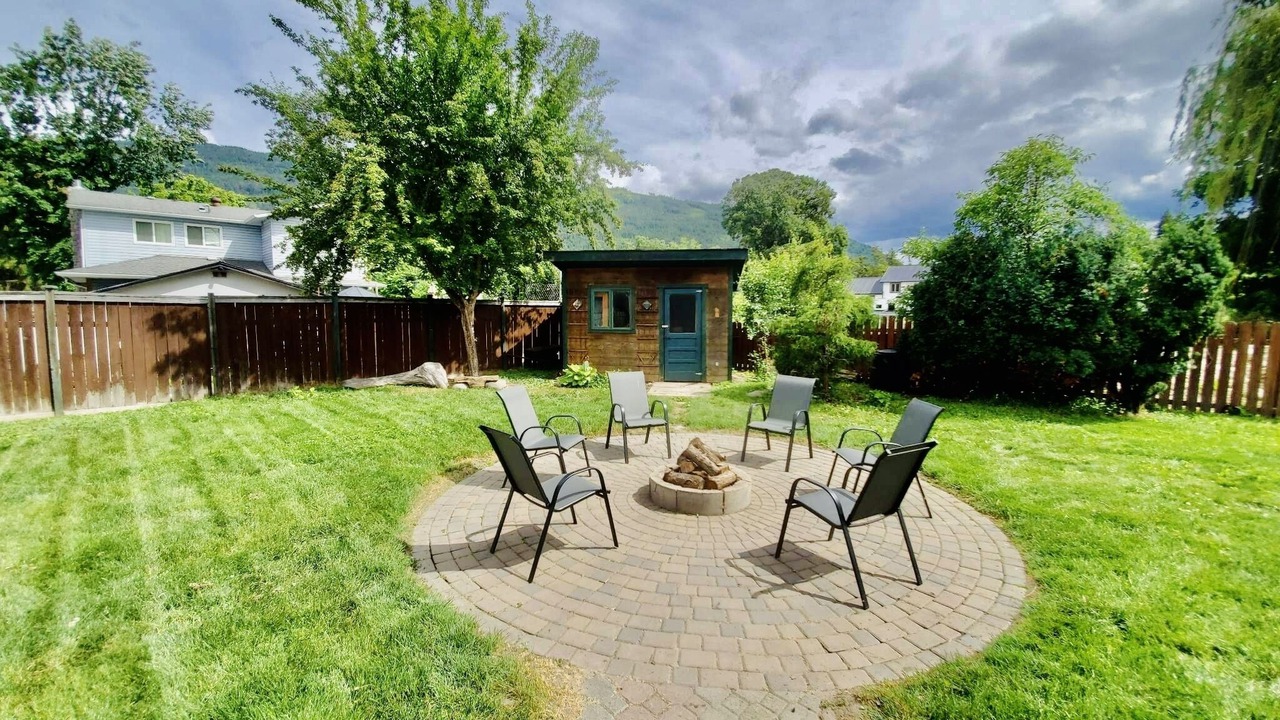 Photo of Patio Balcony in Canoe