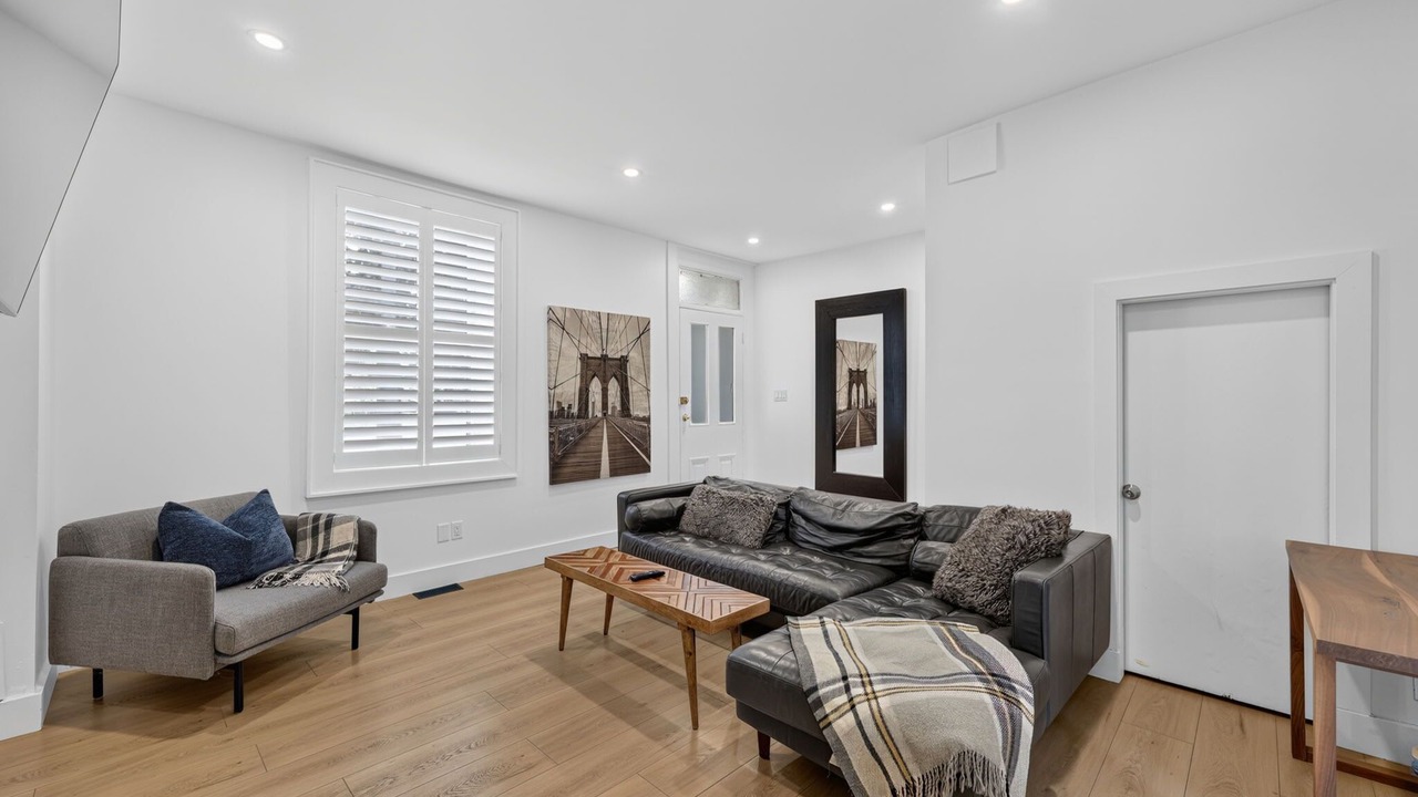Photo of Livingroom in Collingwood