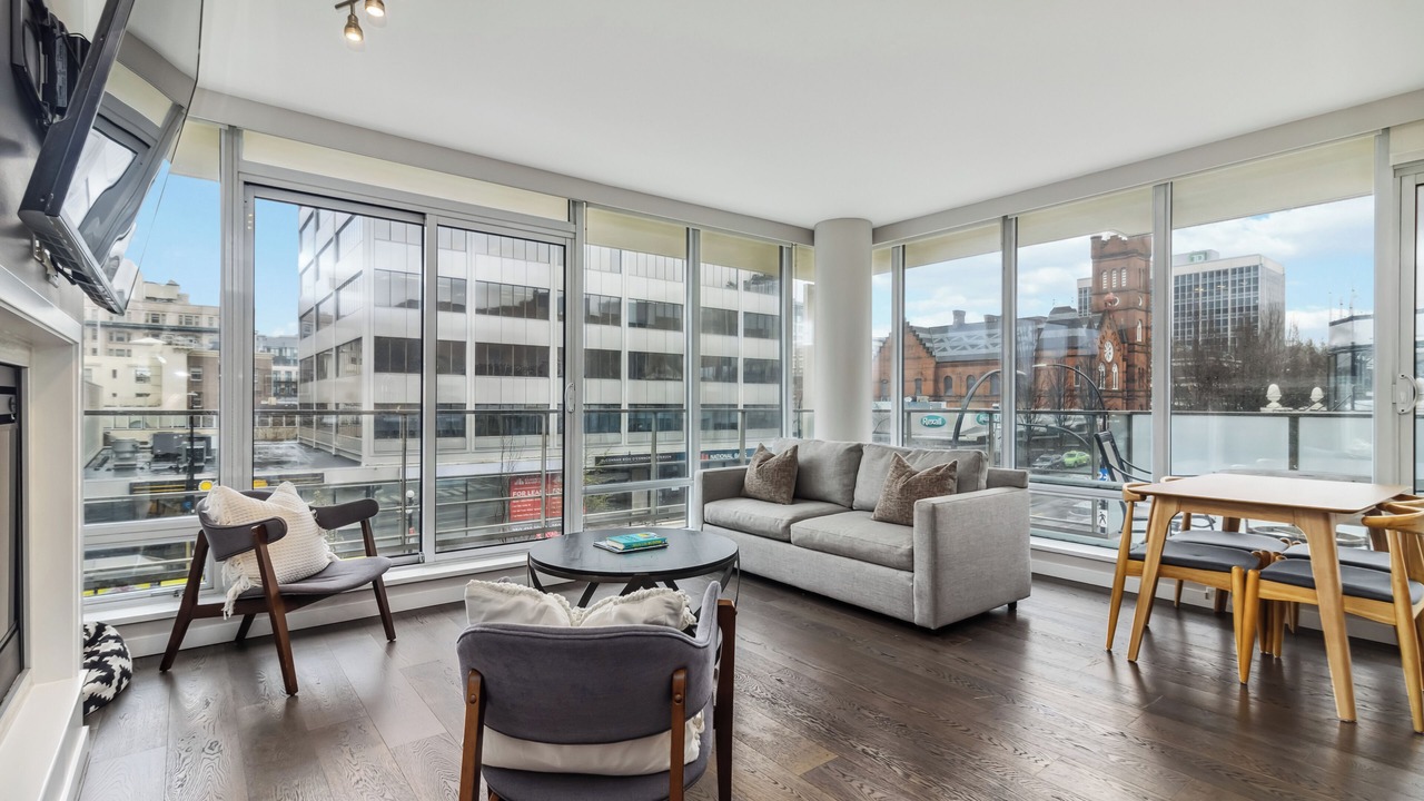 Photo of Livingroom in Inner Harbour