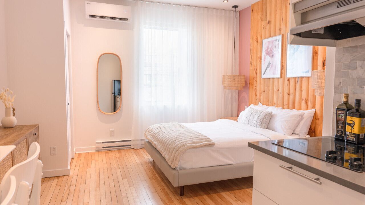 Photo of Bedroom in Plateau Mont Royal