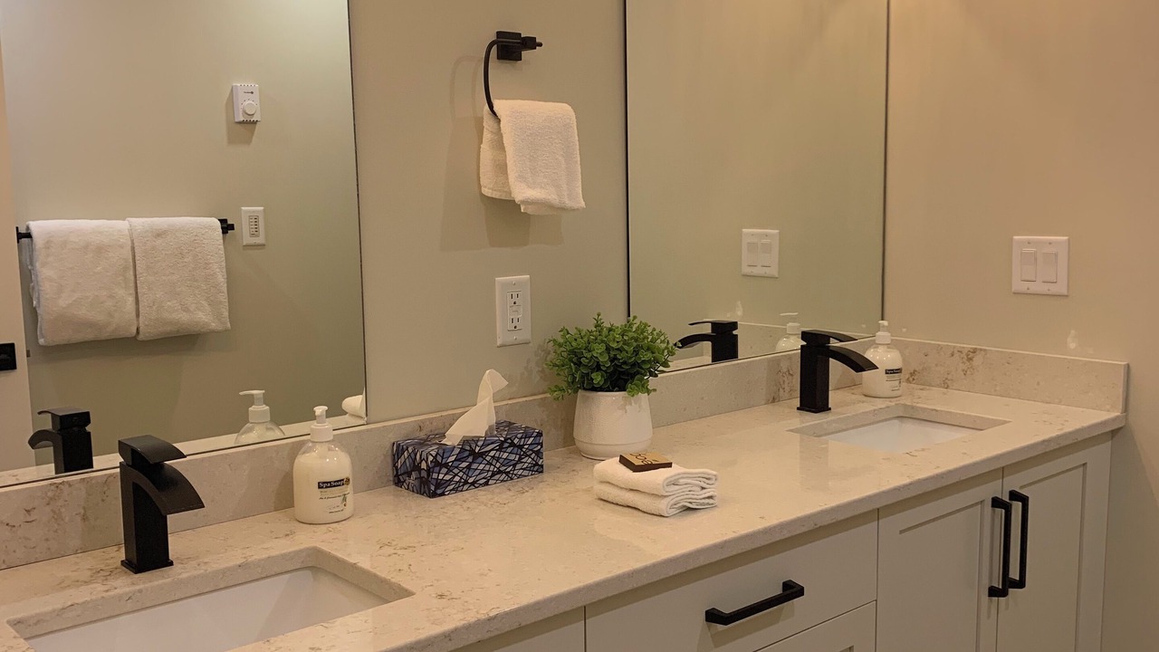 Photo of Bathroom in Oliver