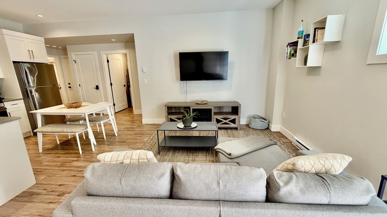 Photo of Livingroom in Surrey