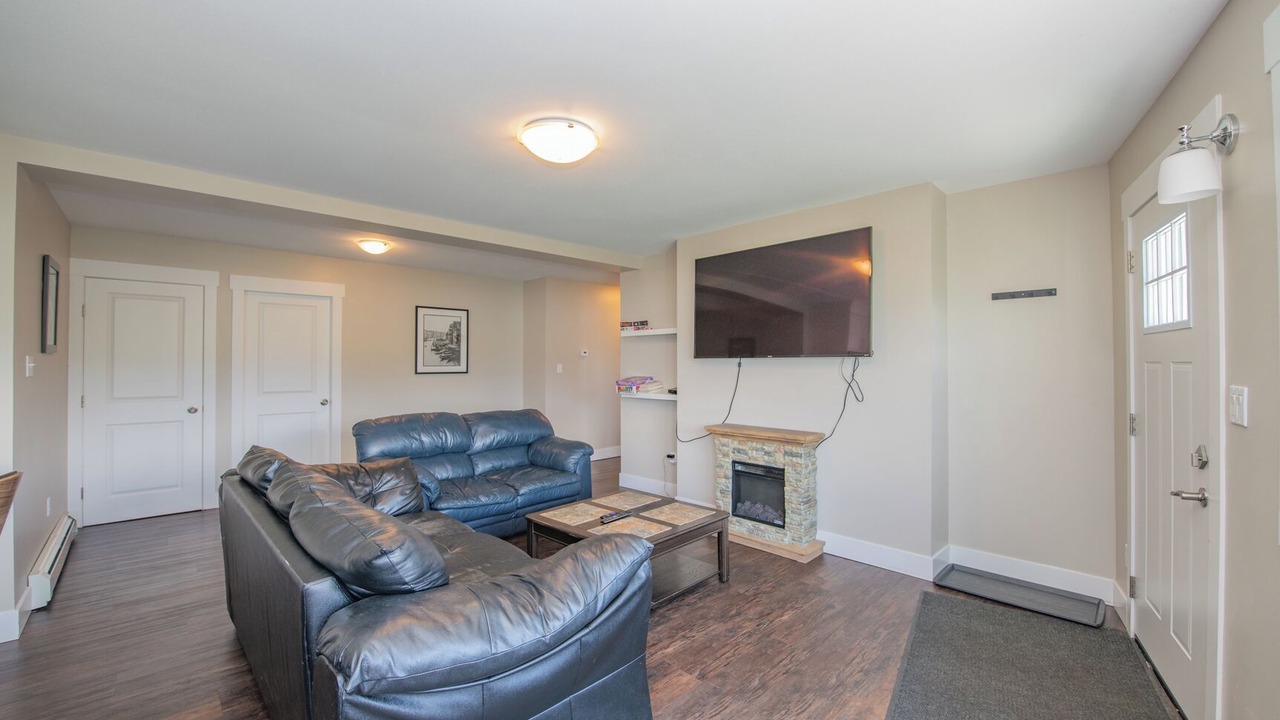 Photo of Livingroom in Vernon