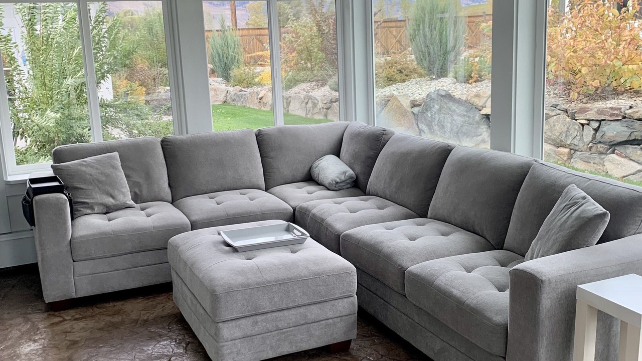 Photo of Livingroom in Okanagan-Similkameen