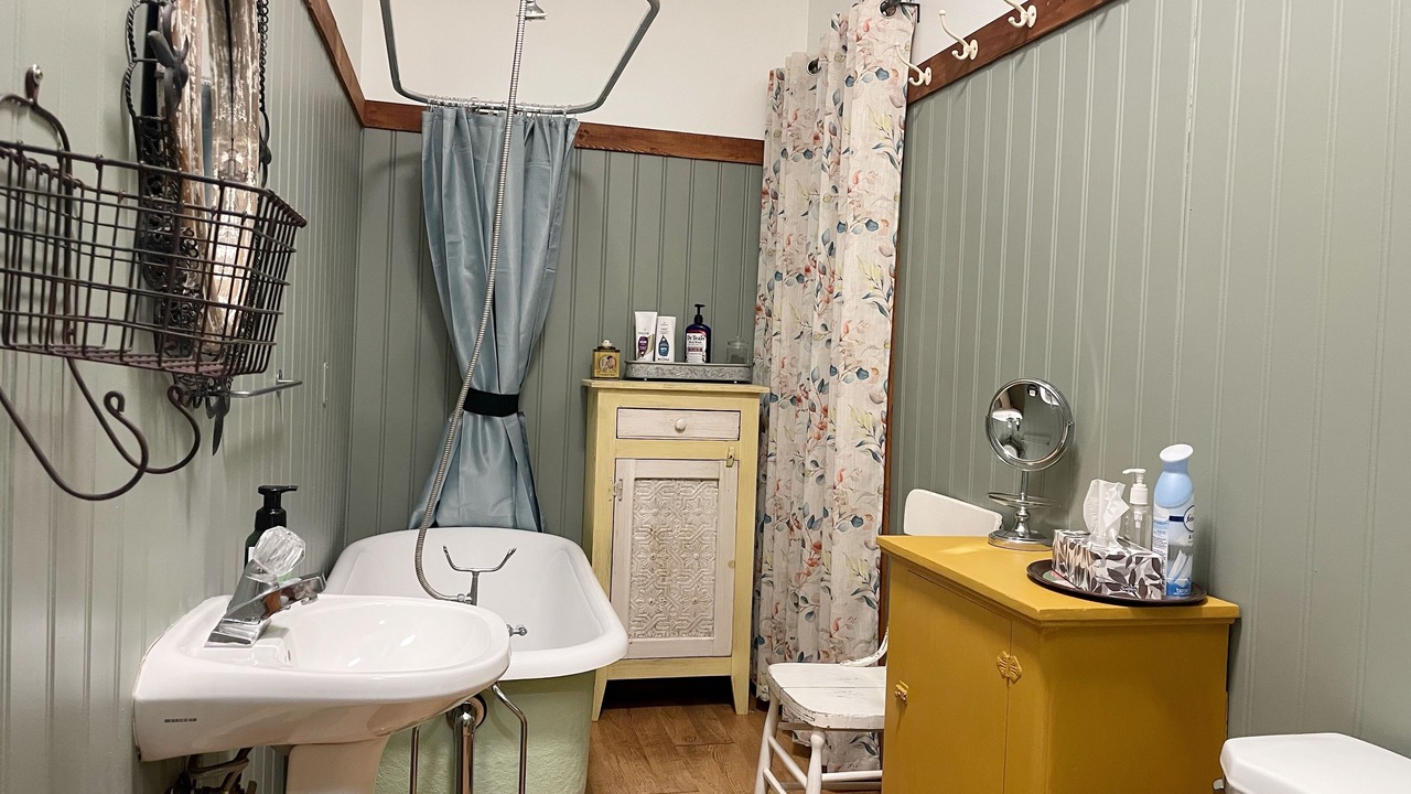 Photo of Bathroom in Saint Walburg