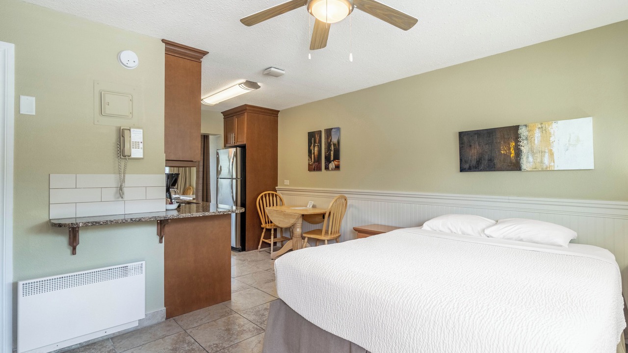 Photo of Bedroom in Osoyoos
