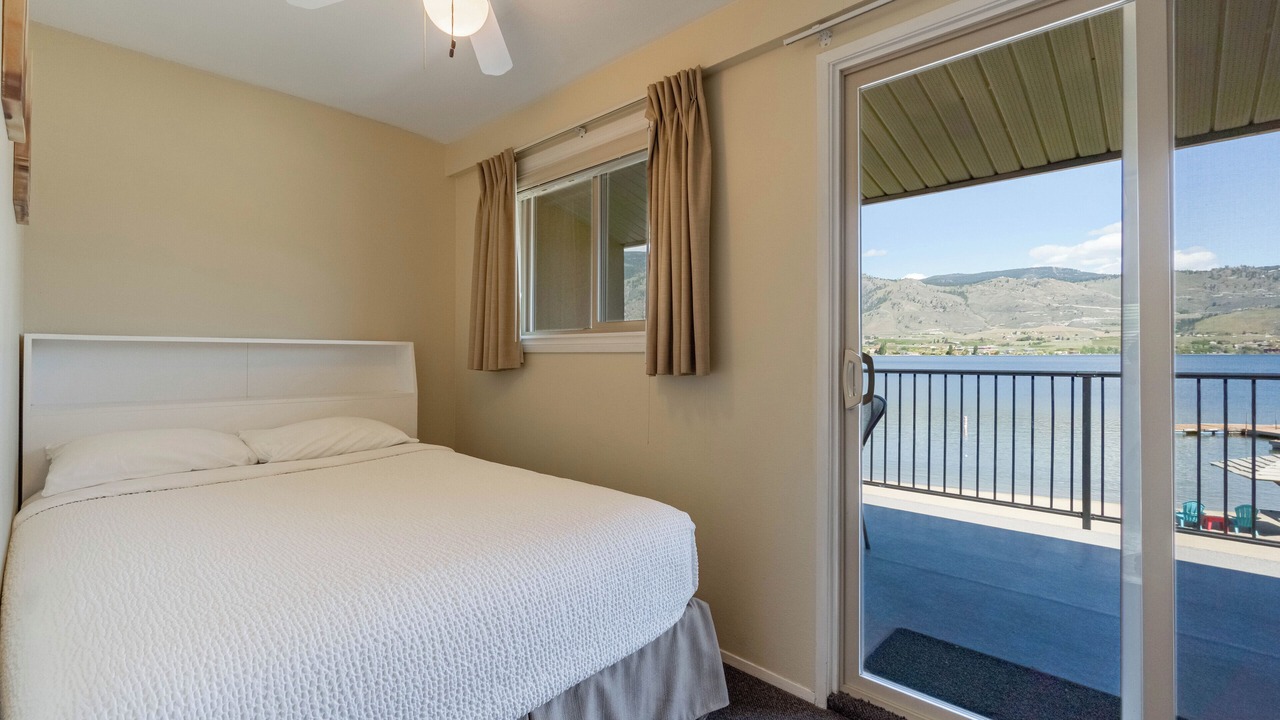 Photo of Bedroom in Osoyoos