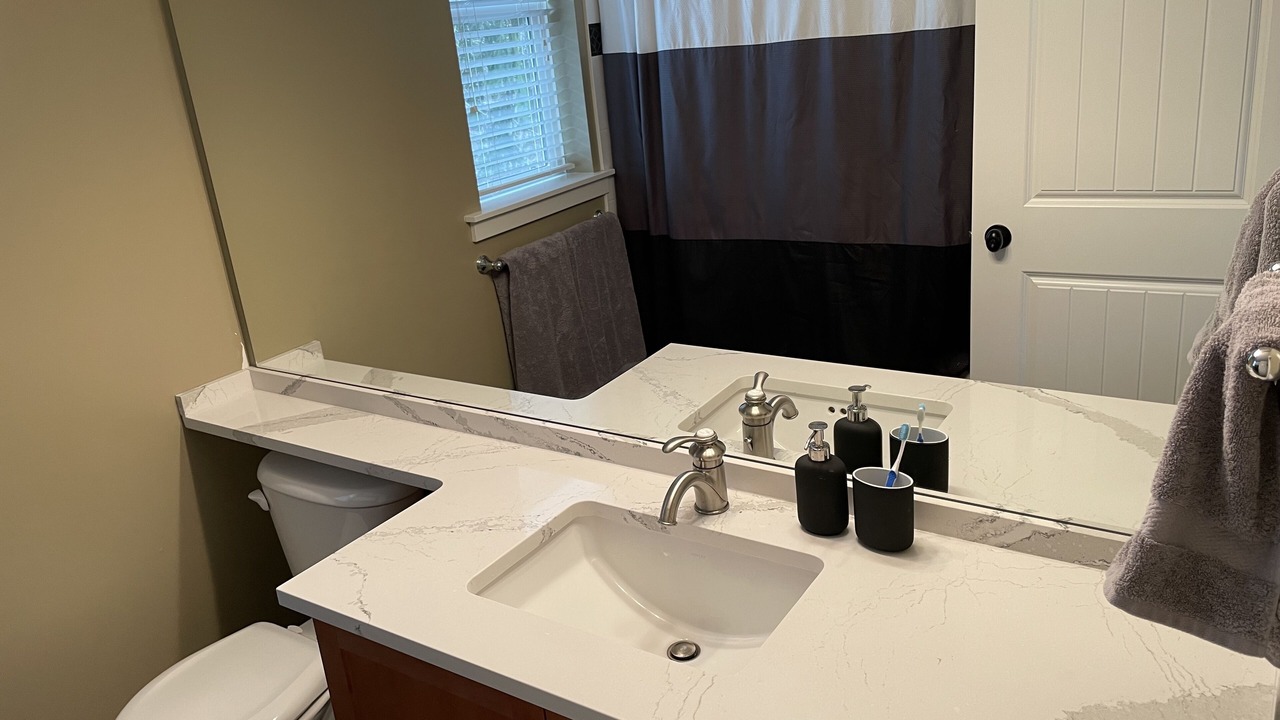 Photo of Bathroom in Lindell Beach